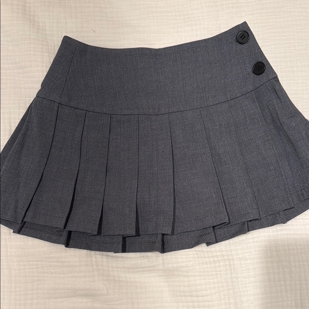 Katie J girls - Pleated Mini Skirt in Charcoal Gray